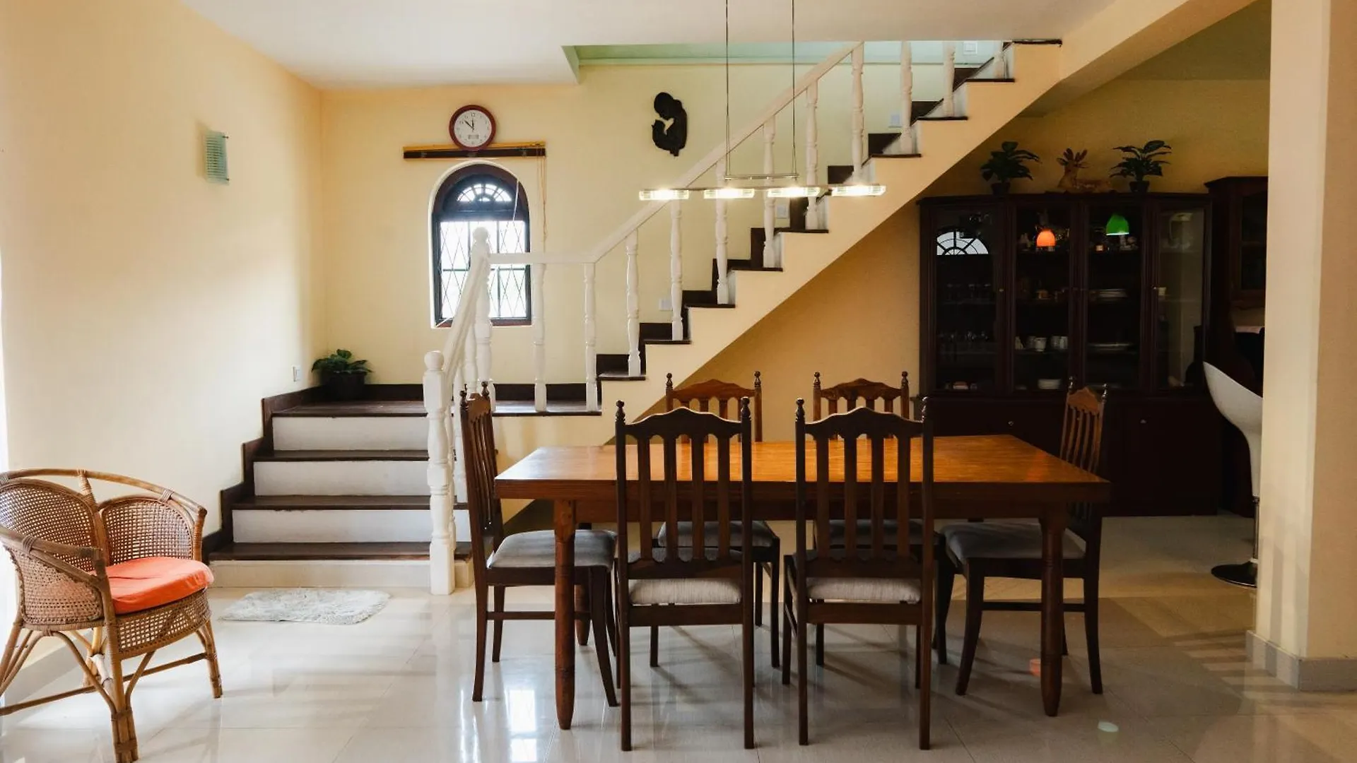Проживание в семье La Bella Residence Канди